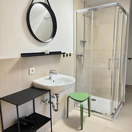 Apartment, Zentral 3 公寓 *