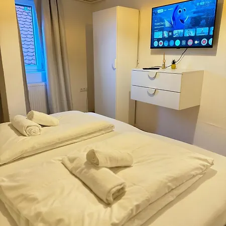 公寓 Apartment, Zentral 3 *